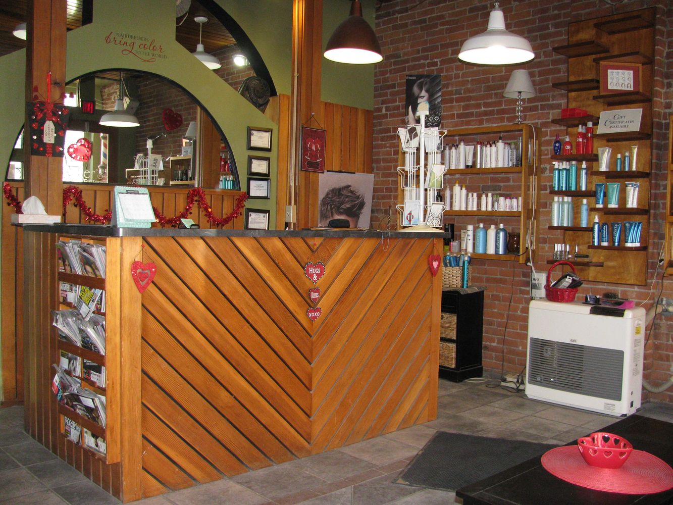 94 Main St, Auburn, ME 04210